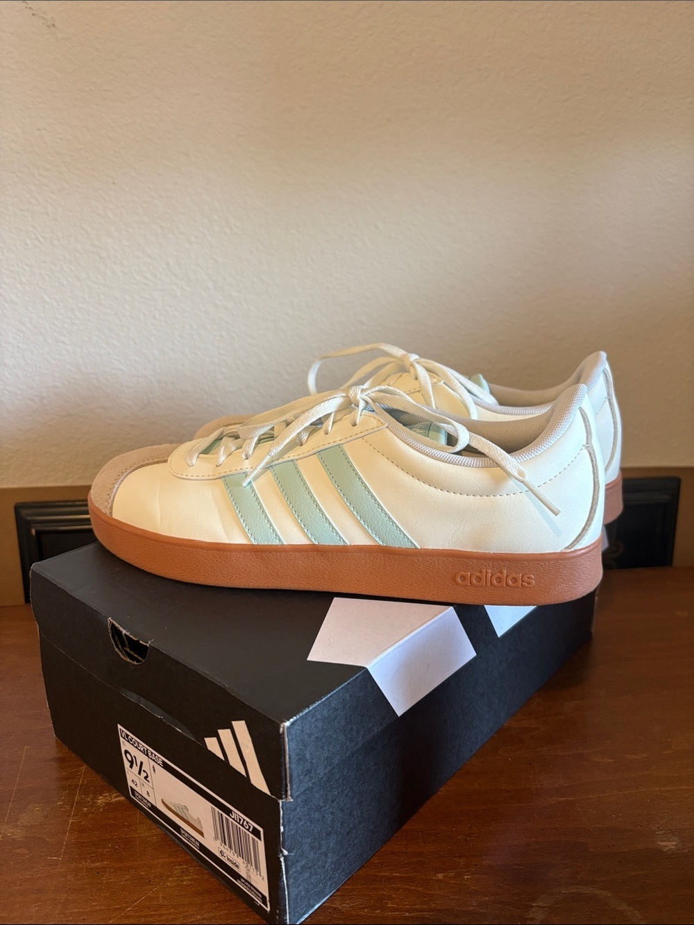 adidas VL Court base white with light blue strips New with box